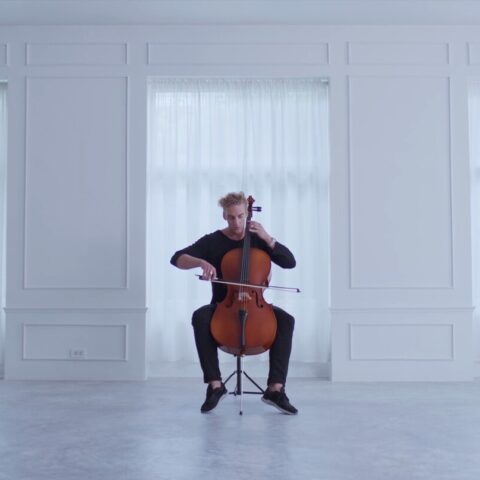 Vesse Saastamoinen in Cello