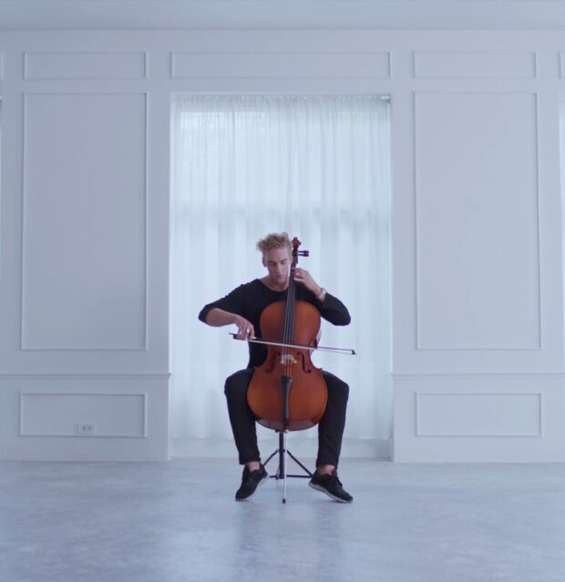 Vesse Saastamoinen in Cello